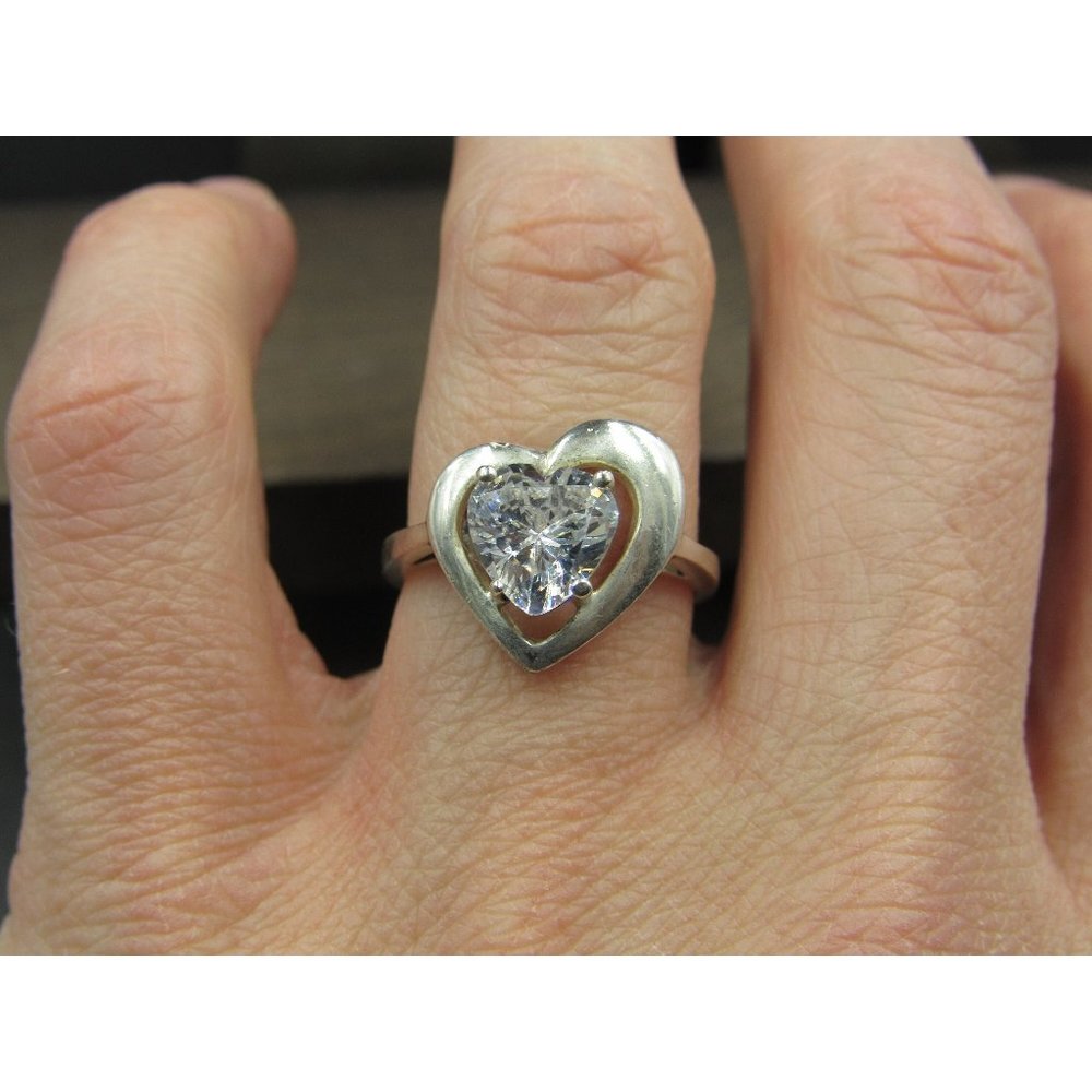 Size 7.25 Sterling Silver Unique Two Hearts Cubic Zirconia Gem Band Ring